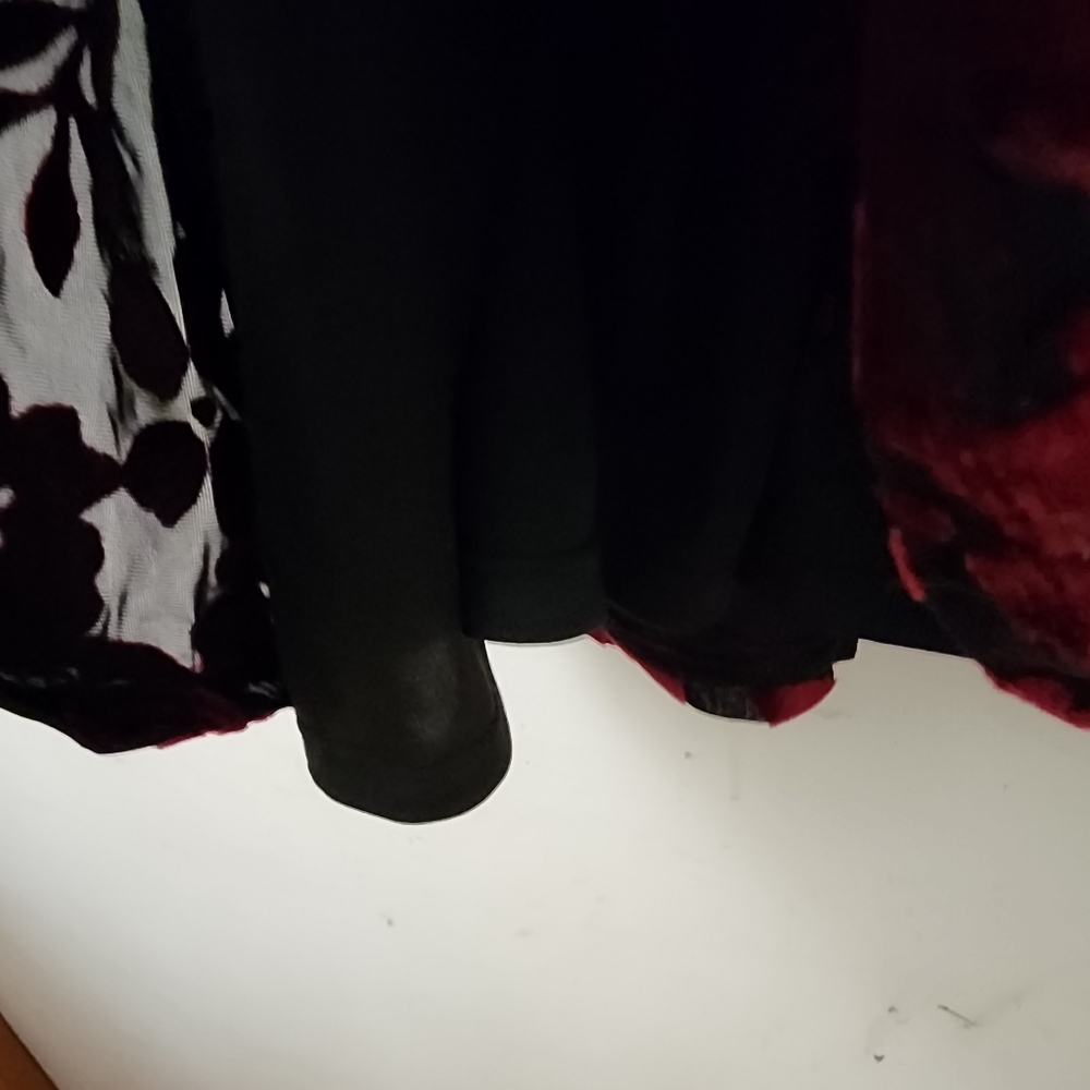 Taylor Black & Red Velvet Burnout Tiered Dress 16 Whimsigoth Witchy Dark Fairy - Picture 7 of 12